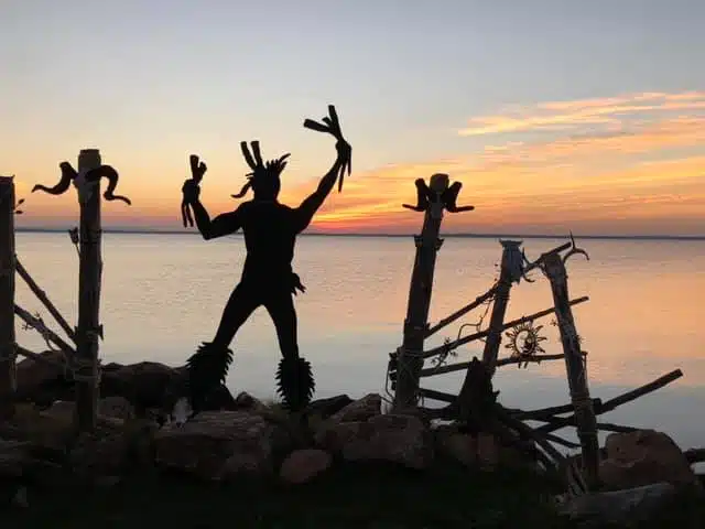 Extended Stays 14 52397761_977188165804419_7567795073484587008_n